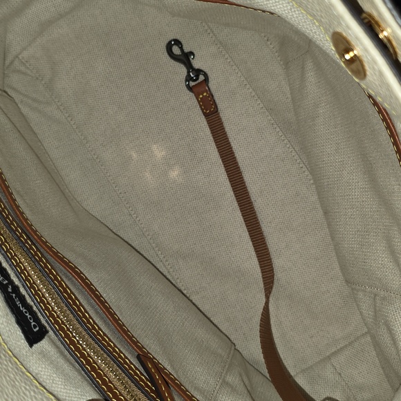 Dooney & Bourke Large Barlow Bag - Picture 5 of 10